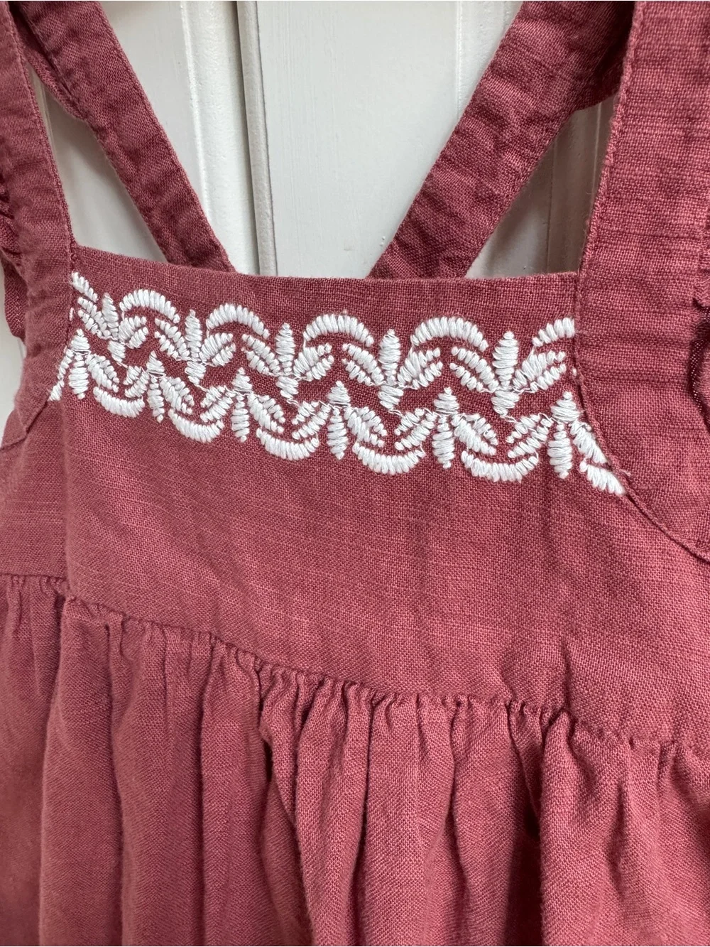 Gap Rust Swing Top White Embroidered Detail 4T